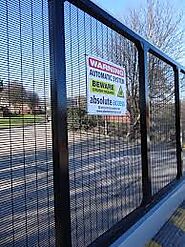 Bifold Gate Leeds | Bi-Folding Gates in Leeds and throughout the UK