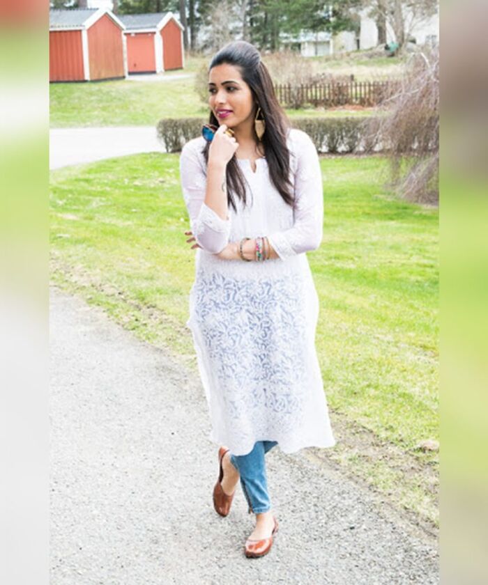 Rain & Rainbow Kurtis : Buy Rain & Rainbow Women White and Red Floral  Printed Pure Cotton Straight Kurti Online | Nykaa Fashion