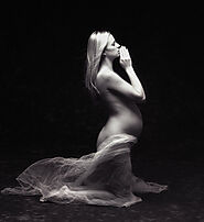 Maternity and Pregnancy Photoshoot Studio NYC — W.O.M.B