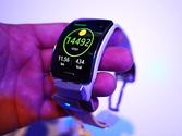 Samsung Gear S kontra LG G Watch R: pojedynek na pierwsze wrażenia