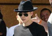 Justin Bieber Withdraws a cost towards assault | RedHotStar