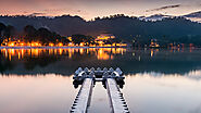 Take an evening walk along the Kandy Lake
