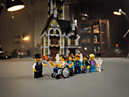 Thrilling LEGO Creator Fairground Collection Haunted House 10273 | Lightailing