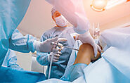 Knee Surgeon in St Louis | Best Knee Surgeon STL | Dr. Mahesh Bagwe