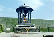 Raigad fort in Maharashtra Capital of Maratha Empire| Bhatkanti Holidays