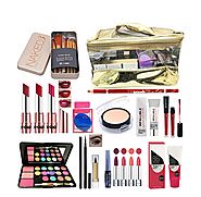 volo All In One Makeup Kit(3 Lipstick,4 MINI Lipstick,Eye Shadow,BB Foundation,Sindoor,Eyeliner,Pen Eyeliner,Compact,...