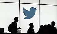 Twitter apologises for 'racist' image-cropping algorithm | Technology | The Guardian