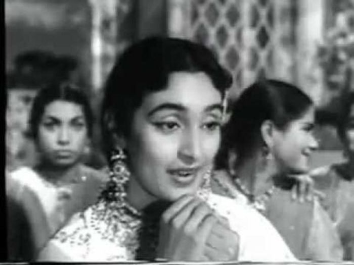 Top 10 Awesome Asha Bhosle Solo Songs | A Listly List