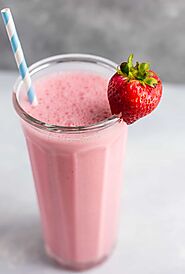 simple strawberry smoothie recipe with yogurt