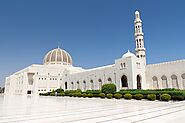 Visit Sultan Qaboos Grand Mosque