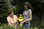 Garden Activities For Teens: How To Garden With Teenagers