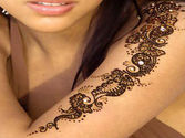 Beautiful Henna Tattoos Work in Las Vegas Salon