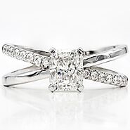 Criss Cross Diamond Ring