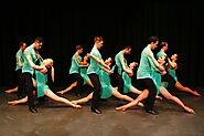 Wie bittet man eine Dame um Salsa mit den richtigen Umgangsformen? - Salsa Tanzschule Blog