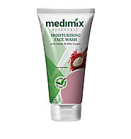 Best Ayurvedic Face wash for Dry skin - Medimix