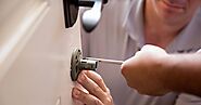 How to find a professional and reliable locksmith in Roseville