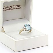 Vintage Emerald cut 2ct Aquamarine with Diamonds on either side