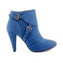 Buy Kielz Ladies Resin Boots online just in Rs.2199