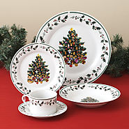 Best-Rated Christmas Holiday Dinnerware Sets On Sale - Reviews And Ratings