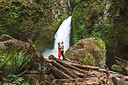 Wahclella Falls Engagement - Sean Carr Photography | Portland Oregon Wedding Photographer