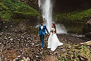 Latourell Falls Covid Wedding - Sean Carr Photography | Portland Oregon Wedding Photographer