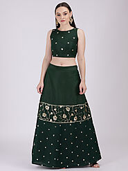 Book a Lehenga photoshoots with effortless image delivery.