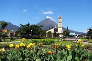 Collective Shuttle to la Fortuna and Arenal Volcano