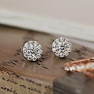 What is a Good Color for Diamond Stud Earrings?