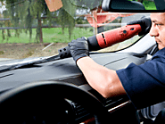 Expert Auto Glass Repair in Toronto