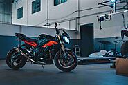 Hire experts for Stunning Sport bike Photoshoot with Spyne