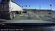 Car crashed by a truck in Pickens County, Georgia - Witness Dashcam