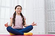 Yoga for Kids and Beginners: Inspiring Children to be Mindful & Awake