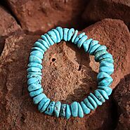 How to wear a Turquoise Bracelet for Healing?