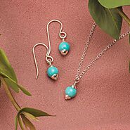 Mexican Turquoise Gemstone Drop Necklace and Earrings Gift Set