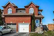 Townhouse for sale in Clarington