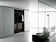 Luxury wardrobes: timeless prestige and beauty