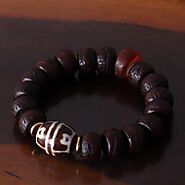 Tibetan Prayer Beads Bracelet: Tibetan Beeswax Amber - Mantrapiece.com