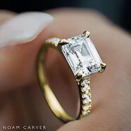 Amazing Gift with Engagement Ring for your Girlfriend