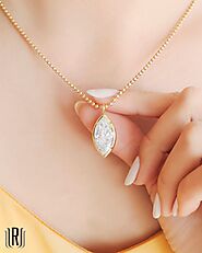 Diamond Necklace, Diamond Pendants Green Bay, WI | Gemstone Pendant for Women