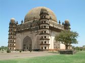 Gol Gumbad