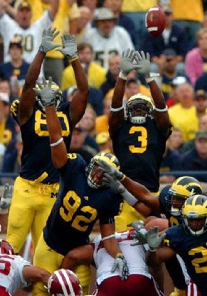 Reasons for Sports Teams Wearing One Uniform A Listly List