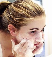 Treating Skin with Healthy Habits