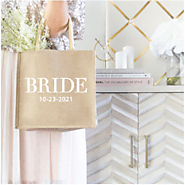 Enjoy with your bridal party with our Bridesmaid gifts