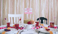 Organize a fabulous Galentine's Day party at your home