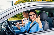 How can Automatic Driving Lessons be helpful for beginners?