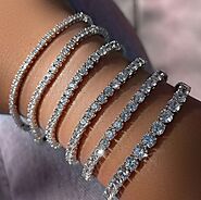 Top Diamond Bracelets That Are Must in Your Wardrobe