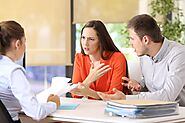 advantages to hiring a divorce lawyers