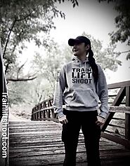 Buy Stretching Sleeveless Women's Hoodie In The United States | Train Lift Shoot