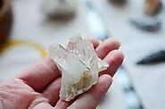 What are the Top 4 Clear Quartz Crystal Benefits?