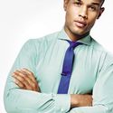 Spread collar button down with a skinny Tie